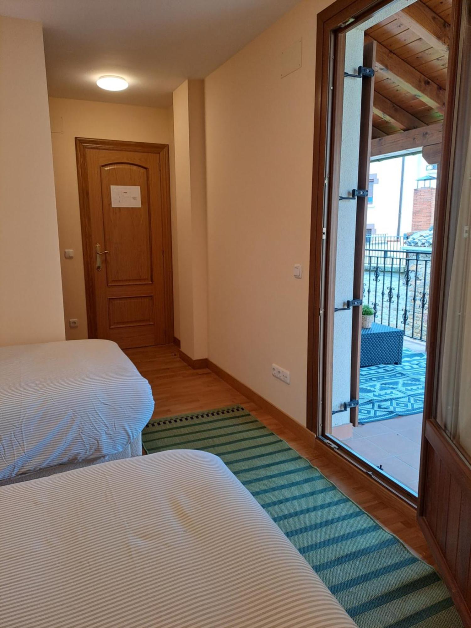 Casa Rural Torreblanca Urroz Luaran gambar